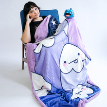 Load image into Gallery viewer, Snuggly Schmoulder Blanket - Queen Sized
